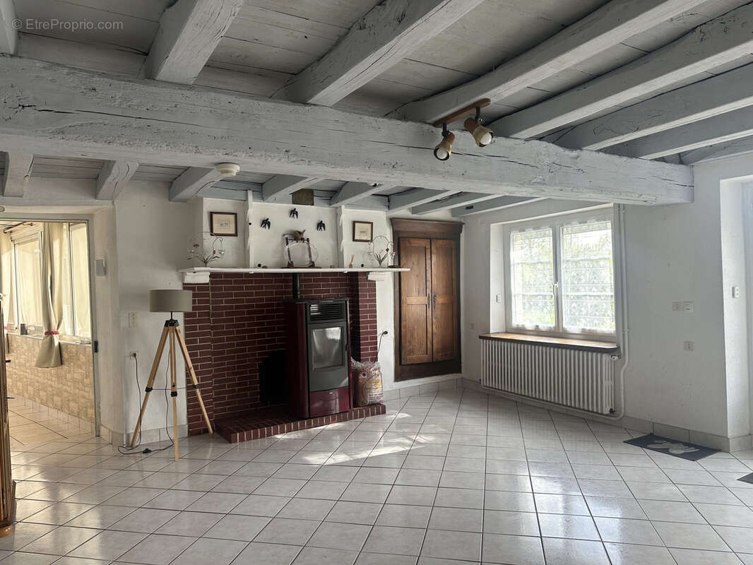 Maison à CHATEAUMEILLANT