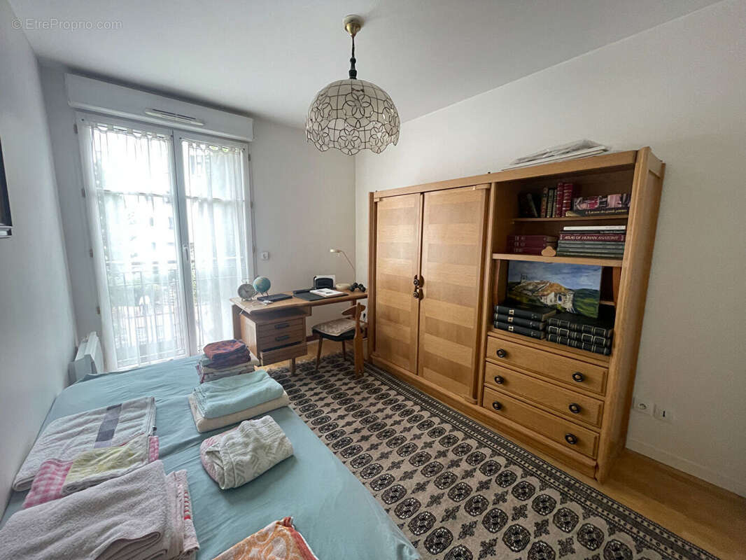 Appartement à SURESNES