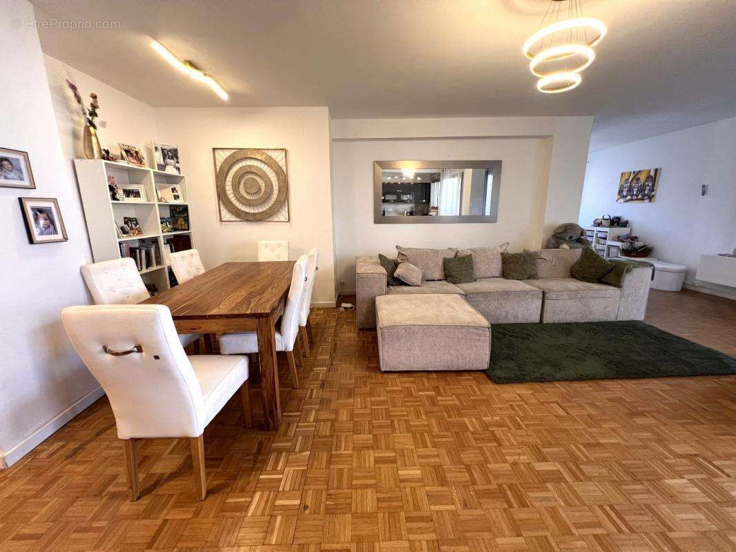 Appartement à MARSEILLE-9E