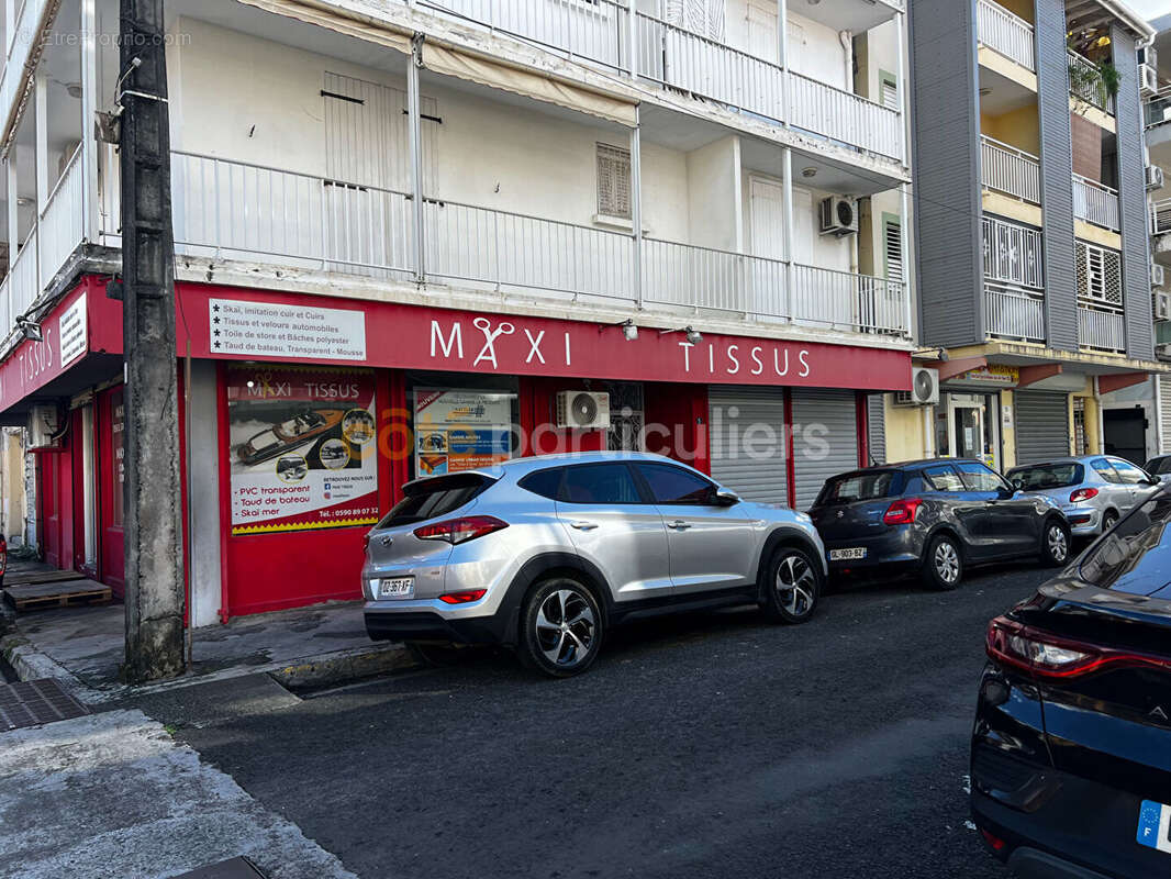 Commerce à POINTE-A-PITRE