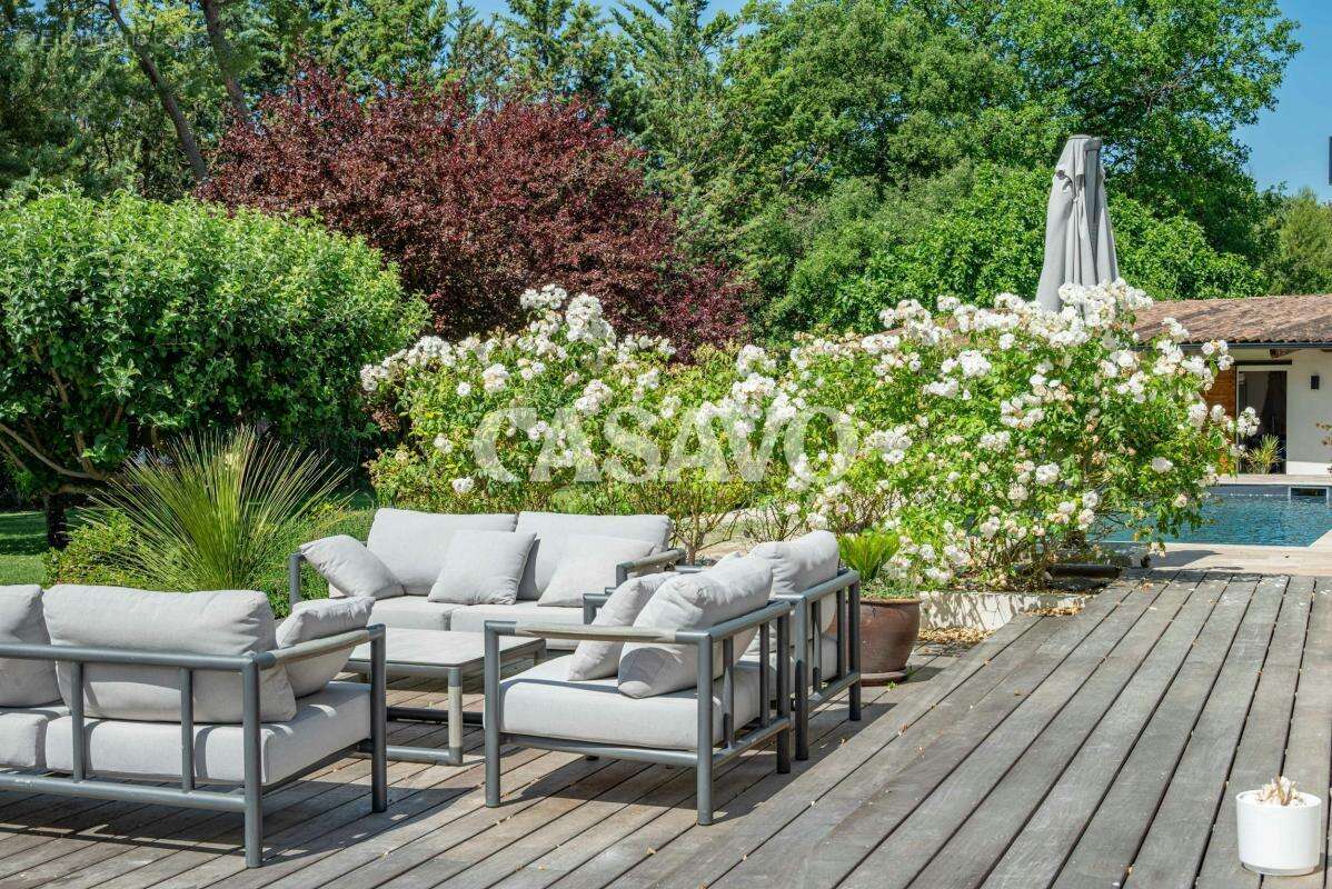 Vente Maison 5 pièces de 180m² - 13760 Saint-Cannat - photo 21