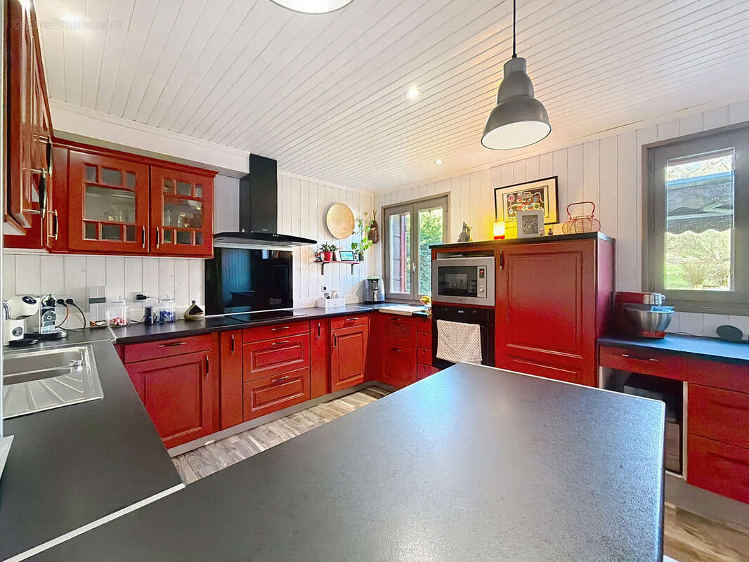 Appartement à SAINT-VIANCE