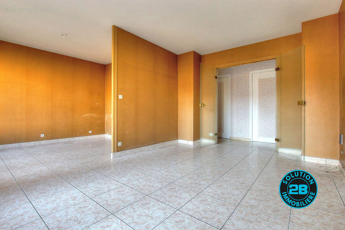 Appartement à AIX-LES-BAINS