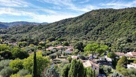Maison à AURIBEAU-SUR-SIAGNE