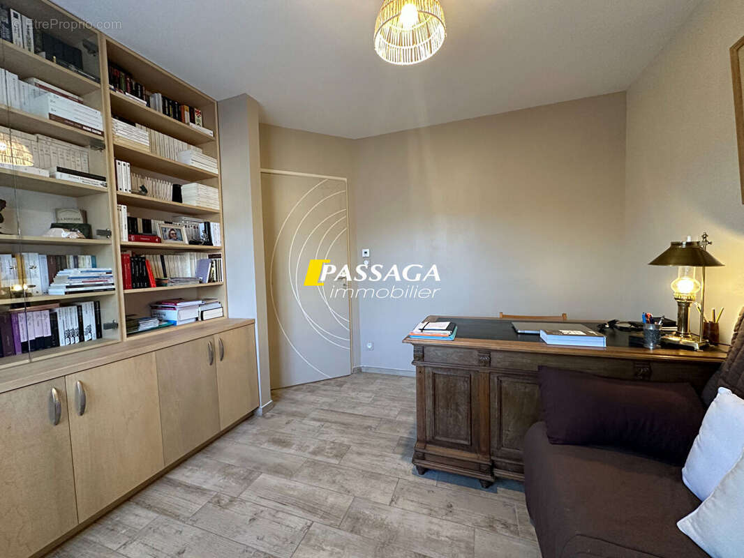 Maison à SAINTE-EULALIE-D&#039;OLT