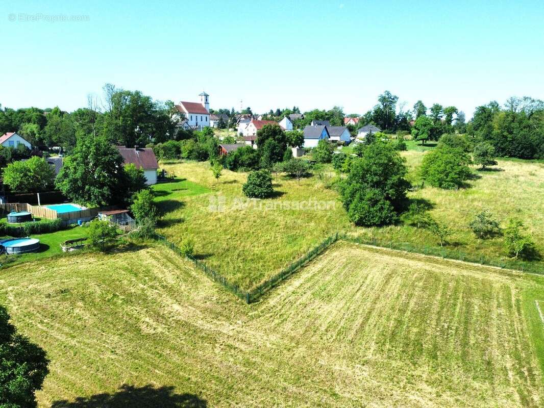 Terrain à HELFRANTZKIRCH