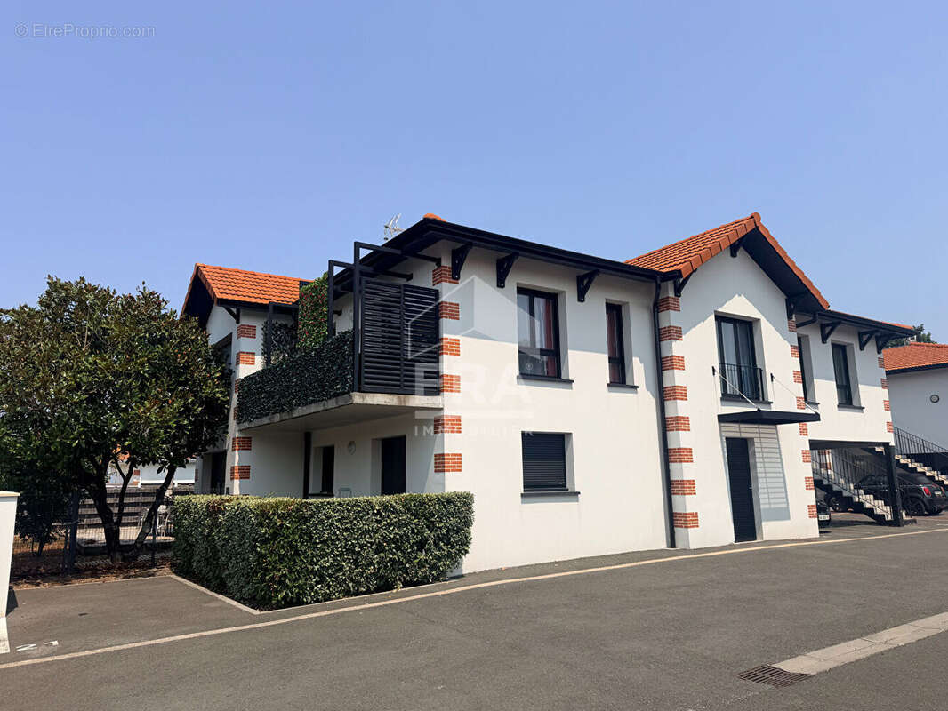Appartement  T3  la Hume - 61.71 m2 - terrasse + 3 parkings - photo 10