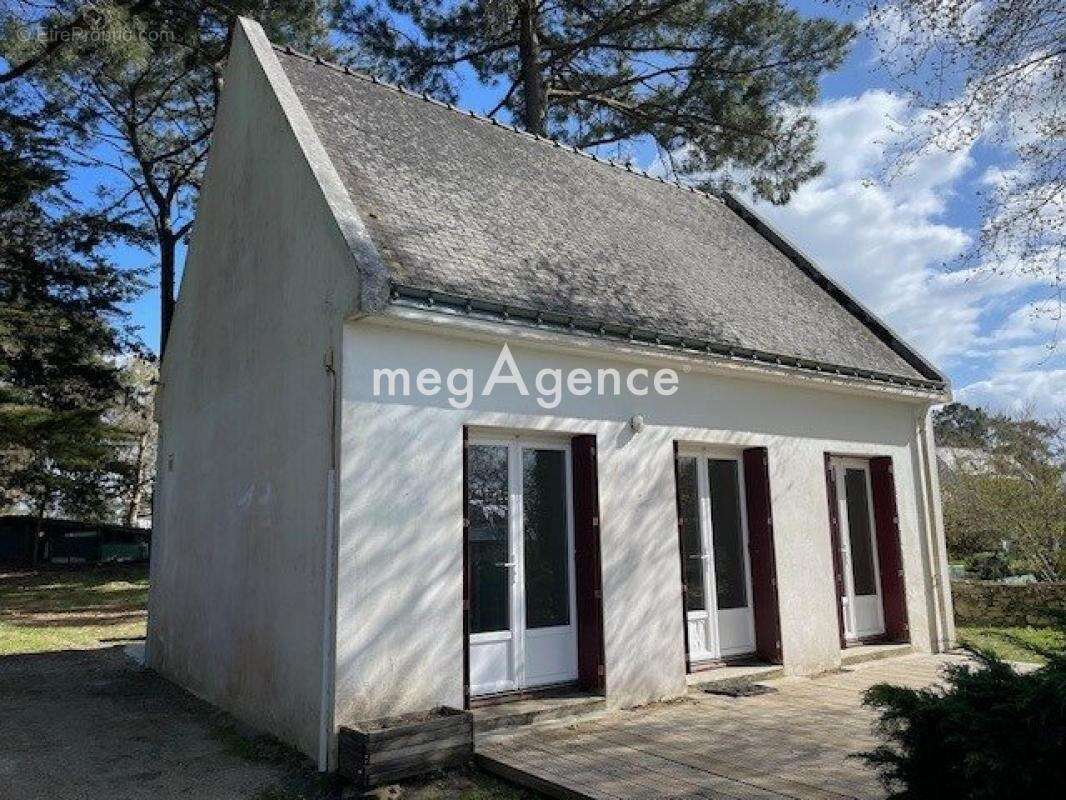 Maison à LARMOR-BADEN