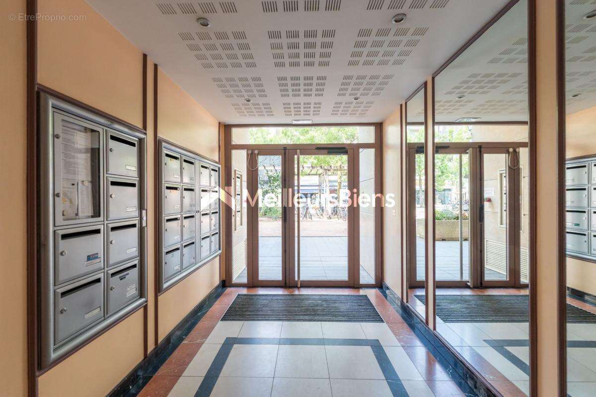 Appartement à SAINT-MAUR-DES-FOSSES
