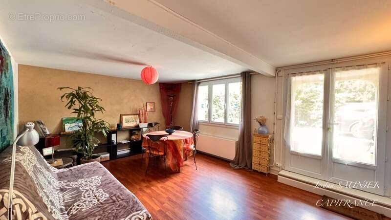 A VENDRE, REVEL(31)-Belle propriété de 230m2 habitables à revel, idéal famille et/ou projet professionnel - photo 11