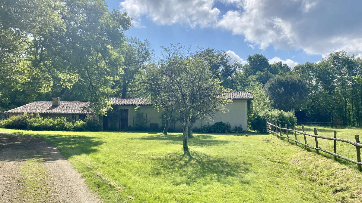 Maison à SAINT-MAGNE