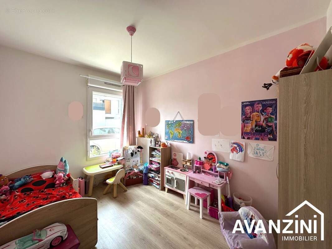 Appartement à VILLENEUVE-SAINT-DENIS