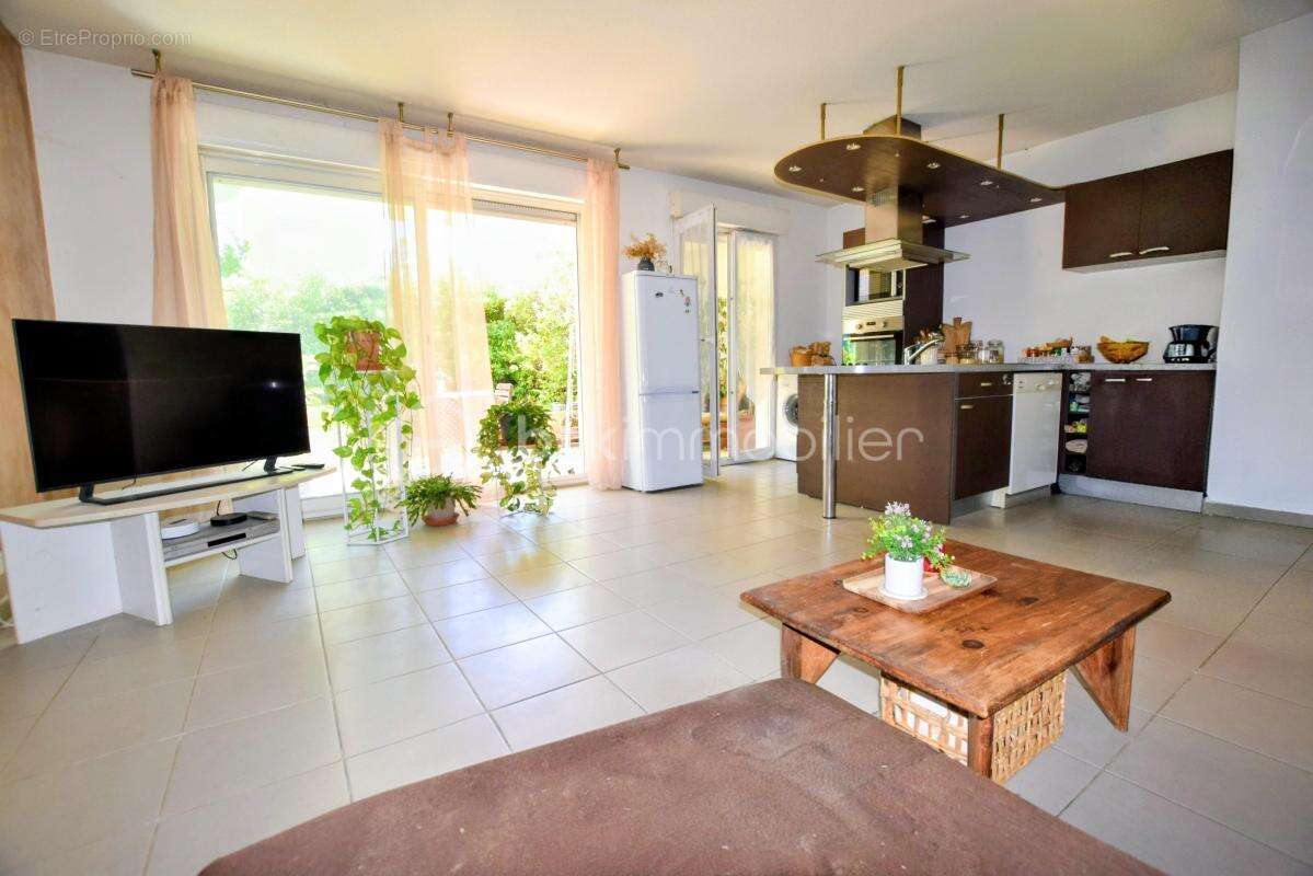 Appartement à PEGOMAS