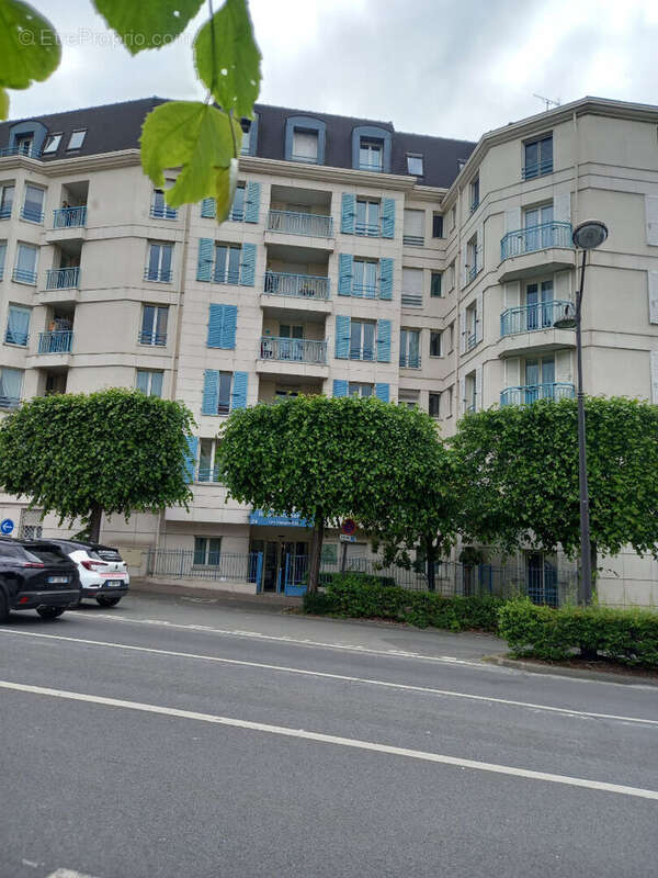 Appartement à RUEIL-MALMAISON