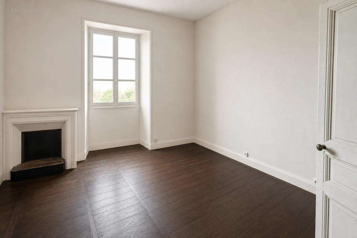 Maison de charme 200m² à Turenne - photo 7