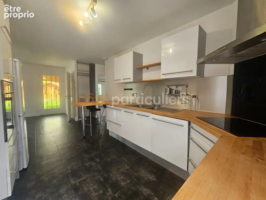 Maison de plain pied avec jardin clos et piscine - photo 7