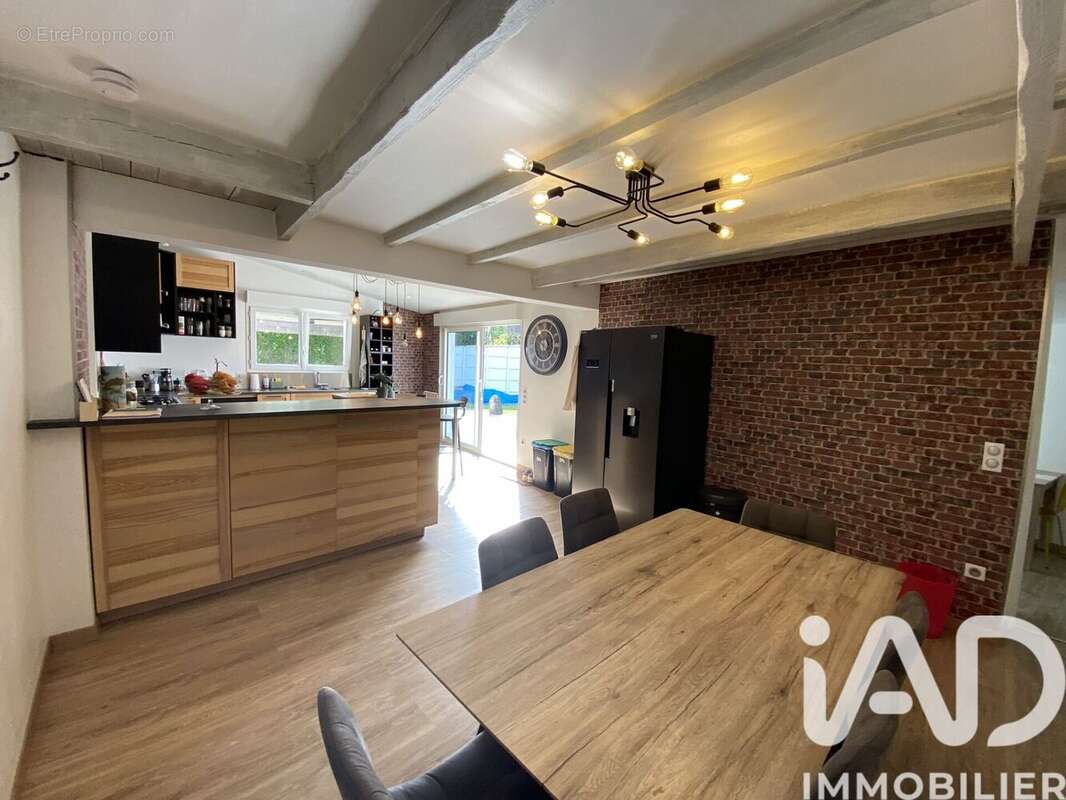 Photo 4 - Maison à MEZIERES-EN-SANTERRE