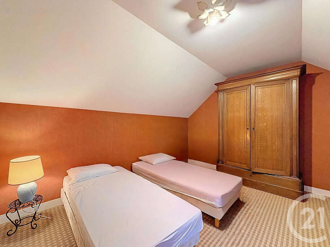 Maison à MENESTREAU-EN-VILLETTE