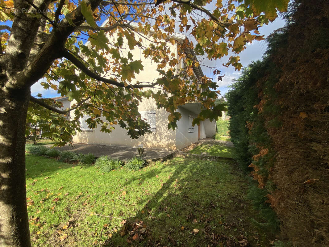 Maison à SAINT-CERE