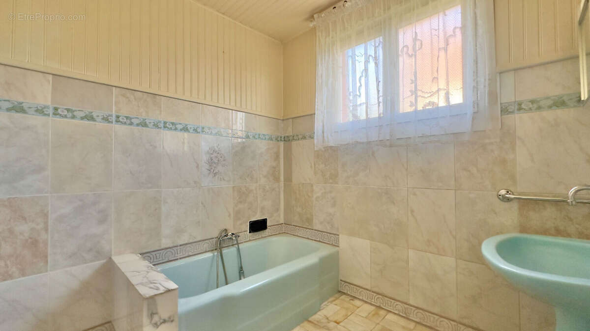 Maison à ATHIS-MONS