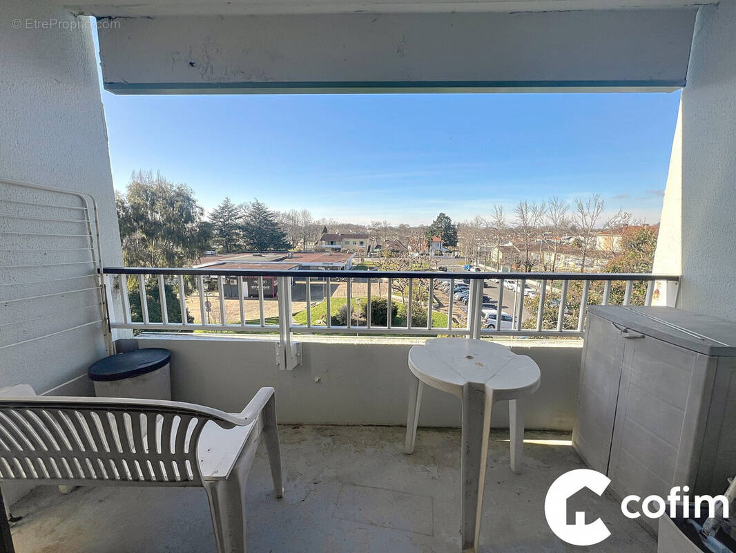 Appartement à BILLERE