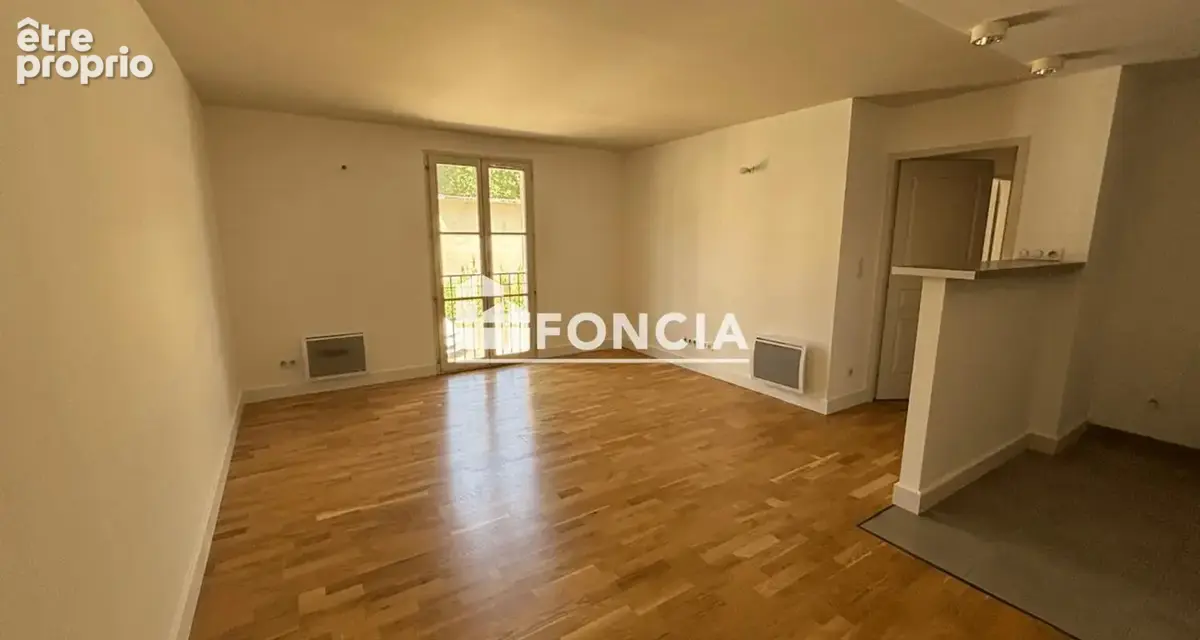 Exclusivité FONCIA, T3 1er étage, 63.20 m2, ascenseur, centre historique - photo 2