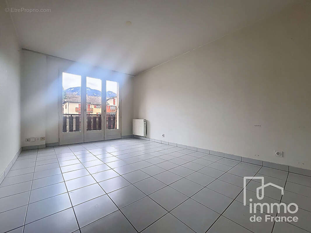 Appartement  2 pièces de 46m² - photo 2
