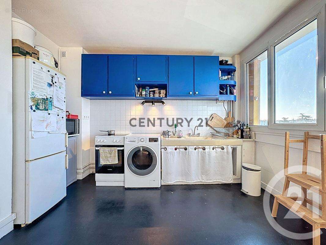 Appartement à MAISONS-ALFORT