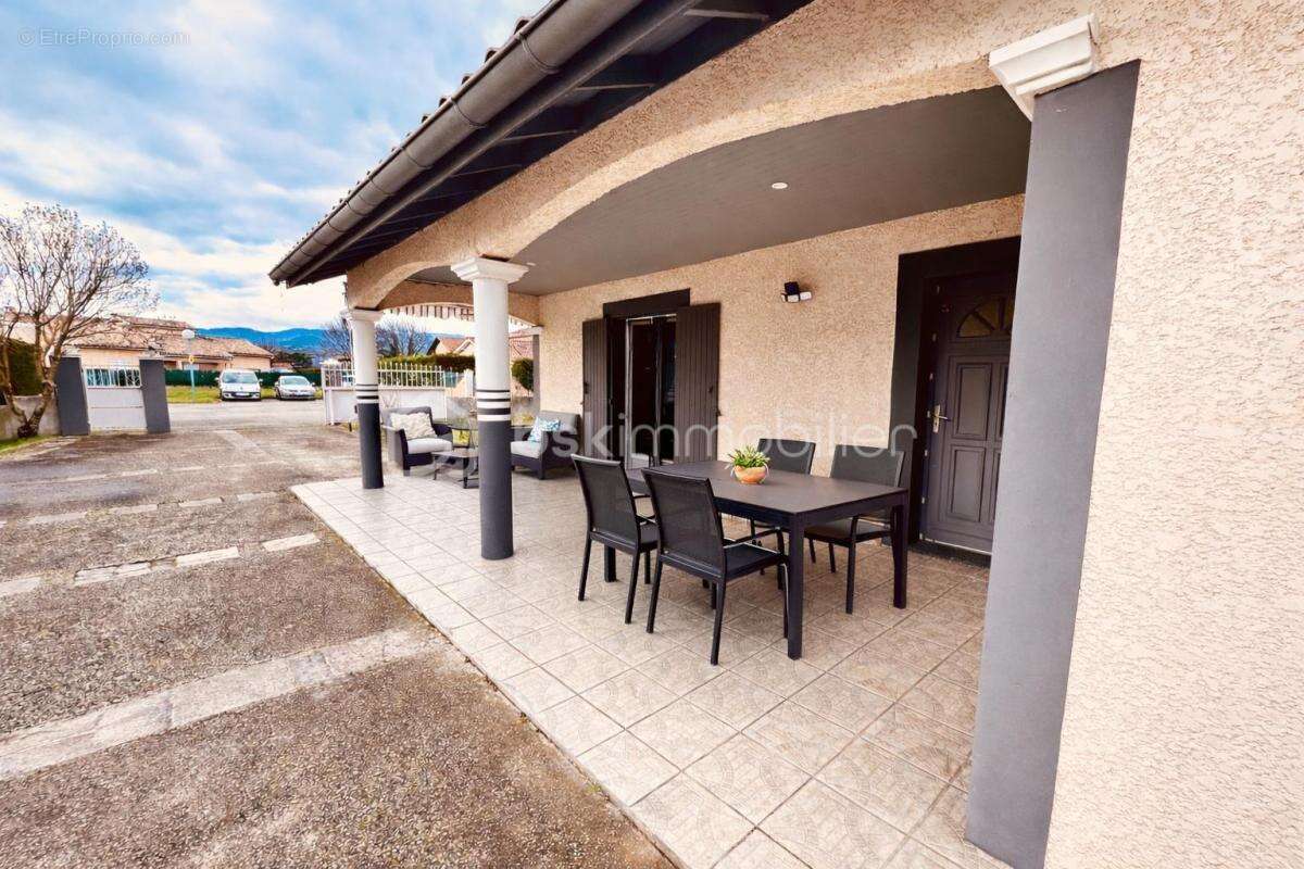 Maison à SAINT-MAURICE-L'EXIL