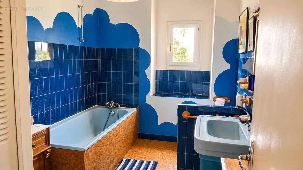 Maison de Maître avec parc arboré Le Montet - photo 7