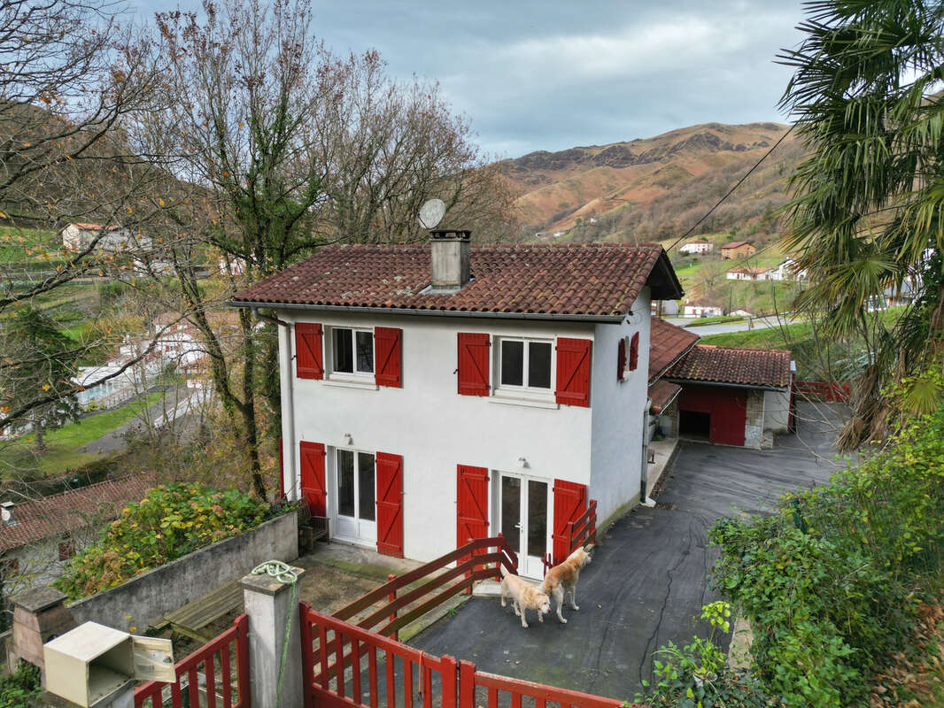 Maison à SAINT-JEAN-PIED-DE-PORT