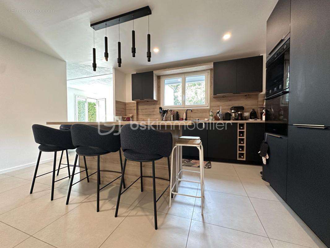 Appartement 3 pièces 72 m² avec jardin privatif de 400 m² – Cergy Préfecture - photo 6