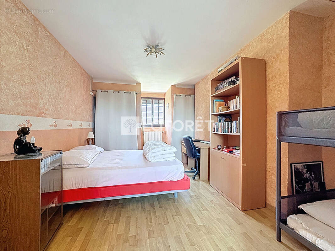 Maison à COLLEVILLE-MONTGOMERY