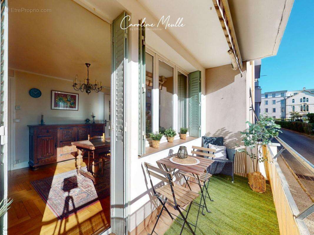 Appartement à LYON-8E