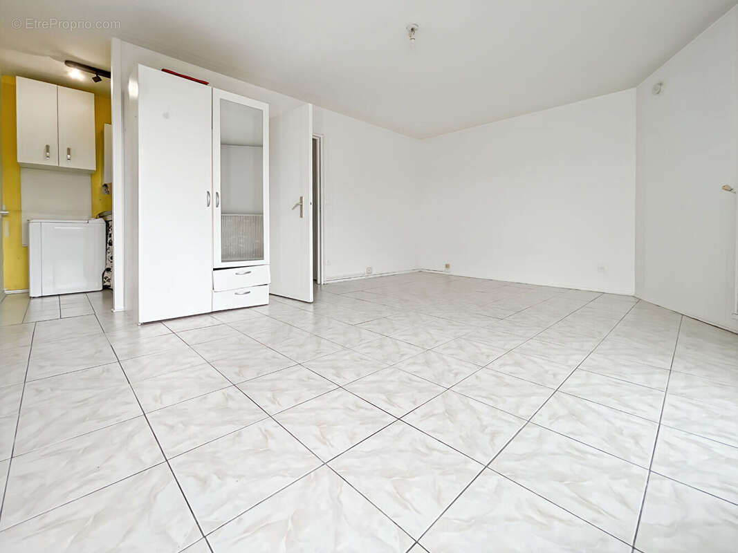 Appartement Bordeaux 1 pièce 26 m2 proche France 3 - photo 5