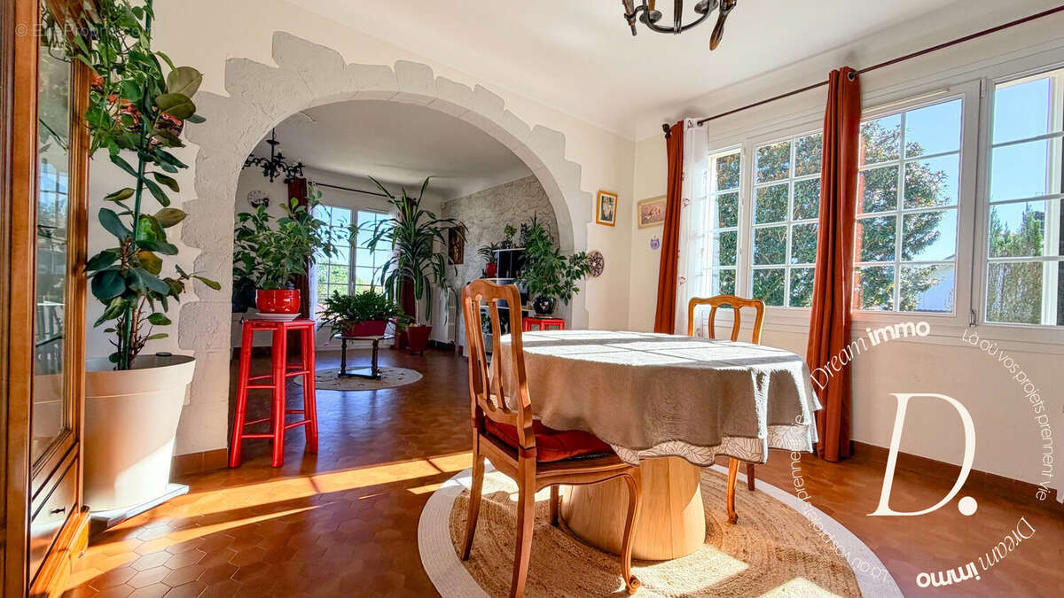 Maison à PONTONX-SUR-L'ADOUR