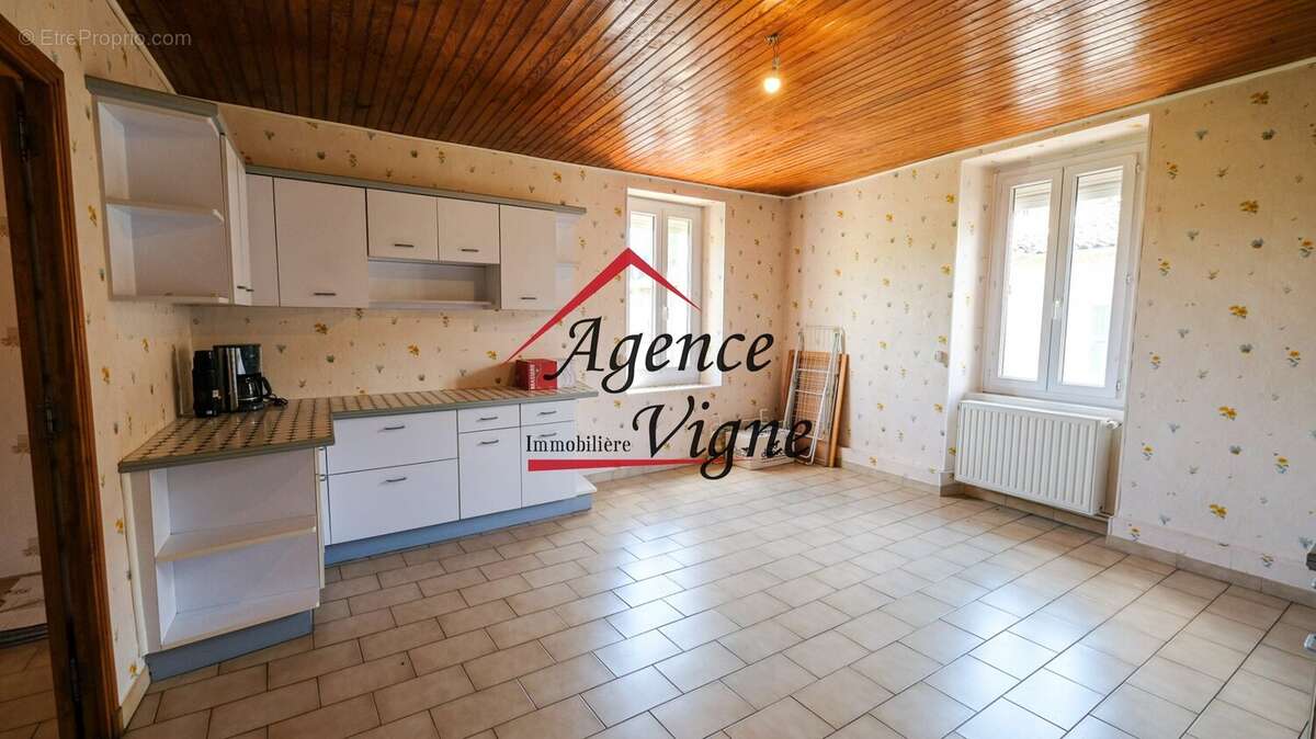 Maison à LE MARTINET