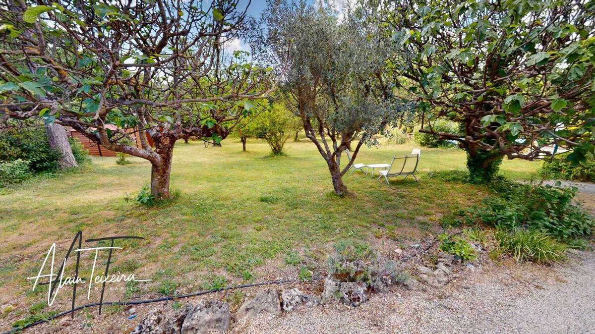 Photo 3 - Maison à SAINT-ANTONIN-DU-VAR