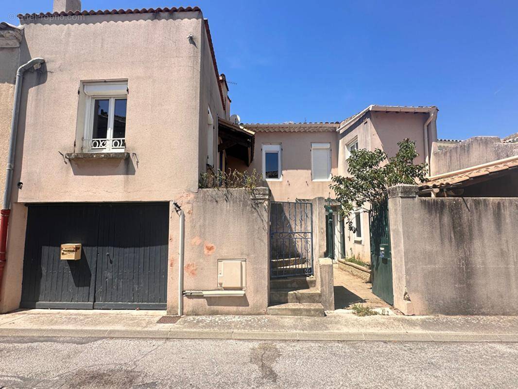 Maison à REDESSAN