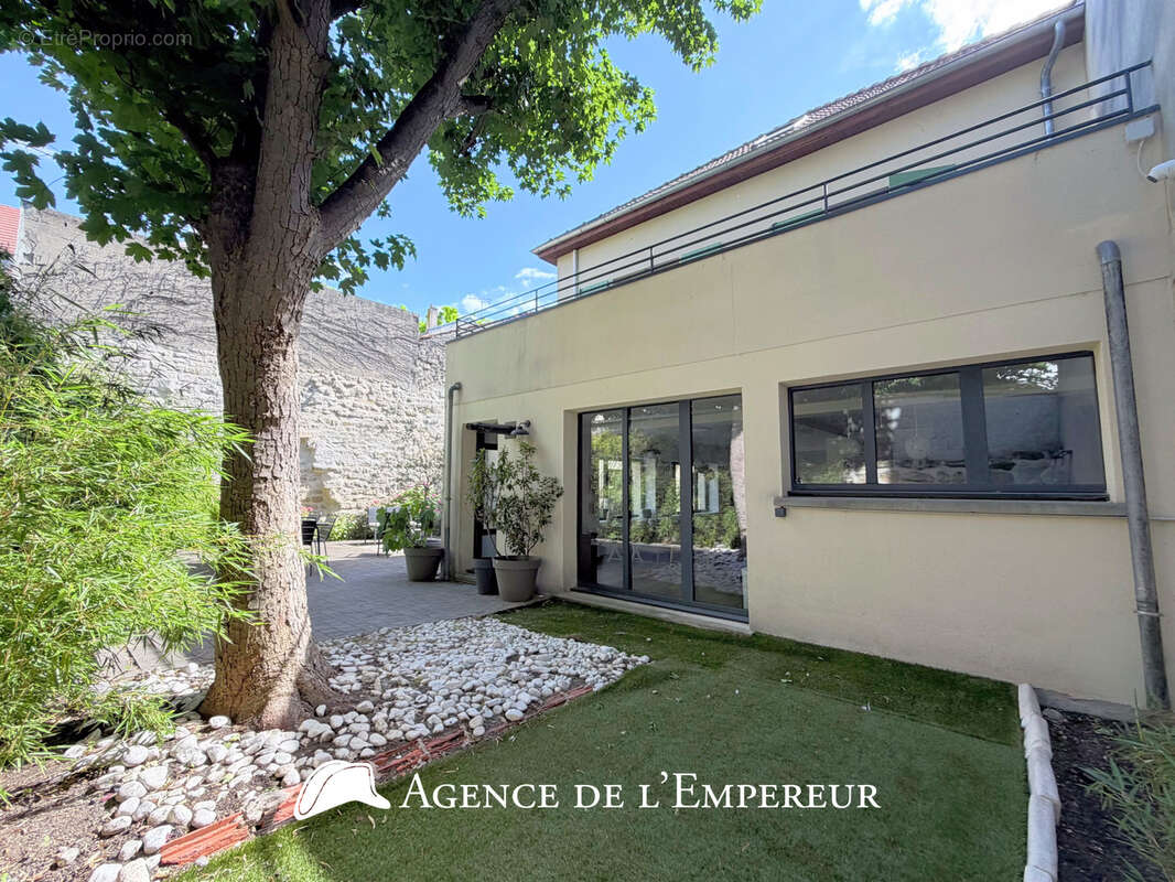 Maison à RUEIL-MALMAISON