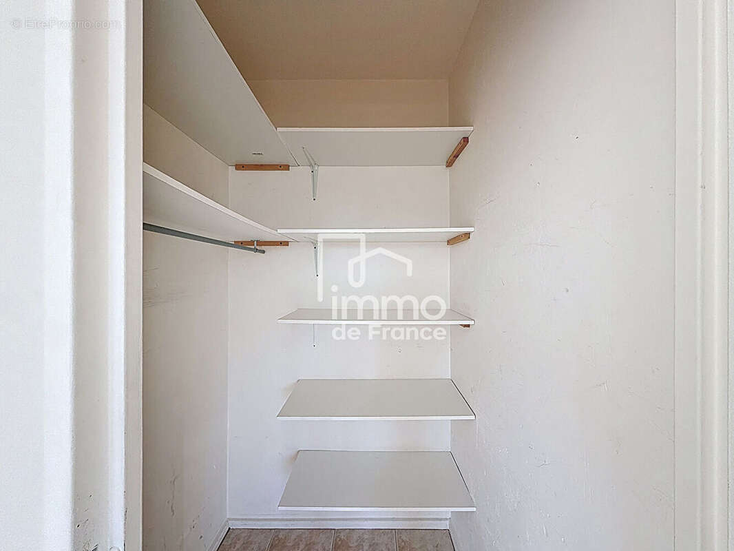 Appartement Oyonnax 4 pièce(s) 78 m2 - photo 6
