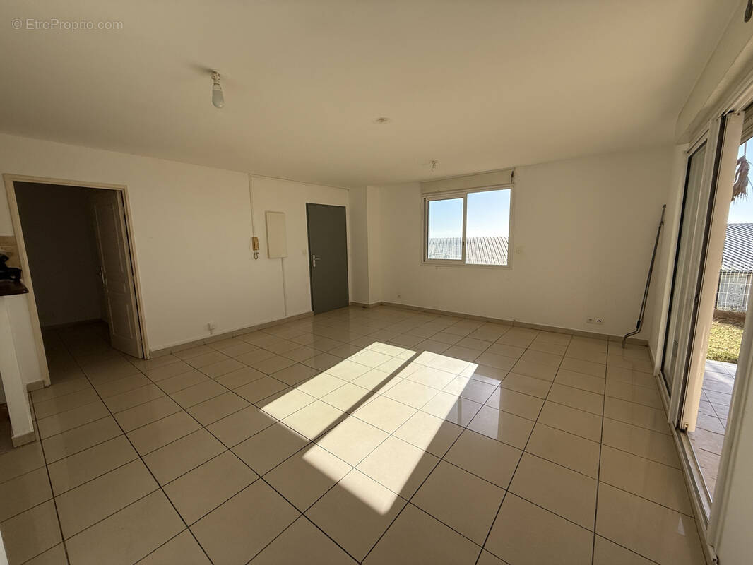 Appartement à SAINT-DENIS