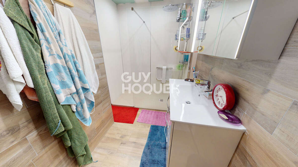 Maison à JULLOUVILLE