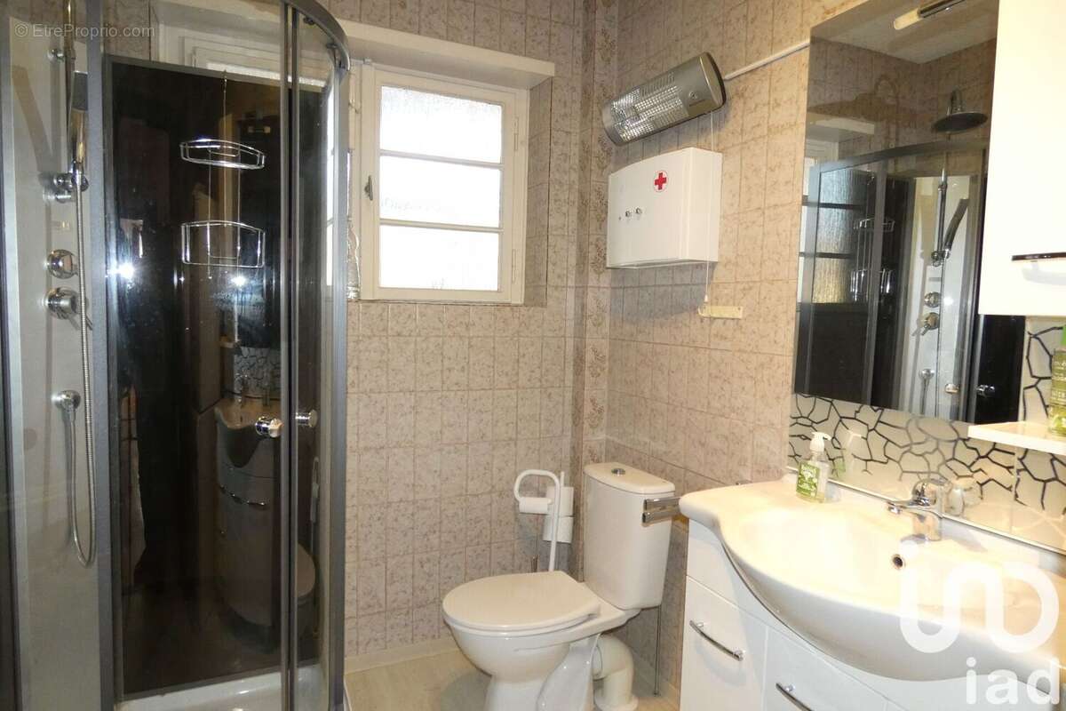 Photo 7