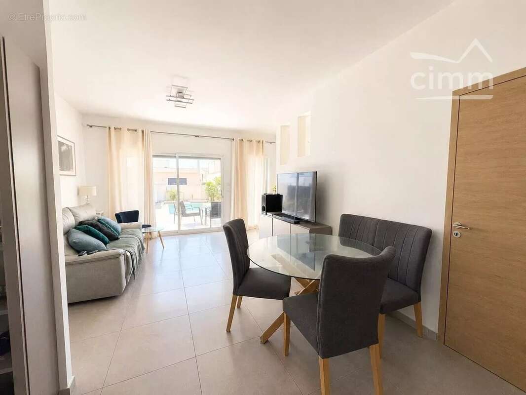 Maison à SERIGNAN