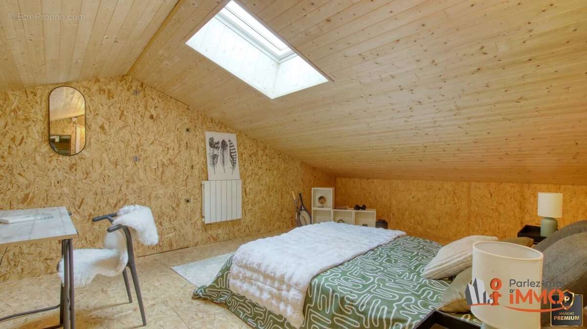 Maison à LA TOURETTE