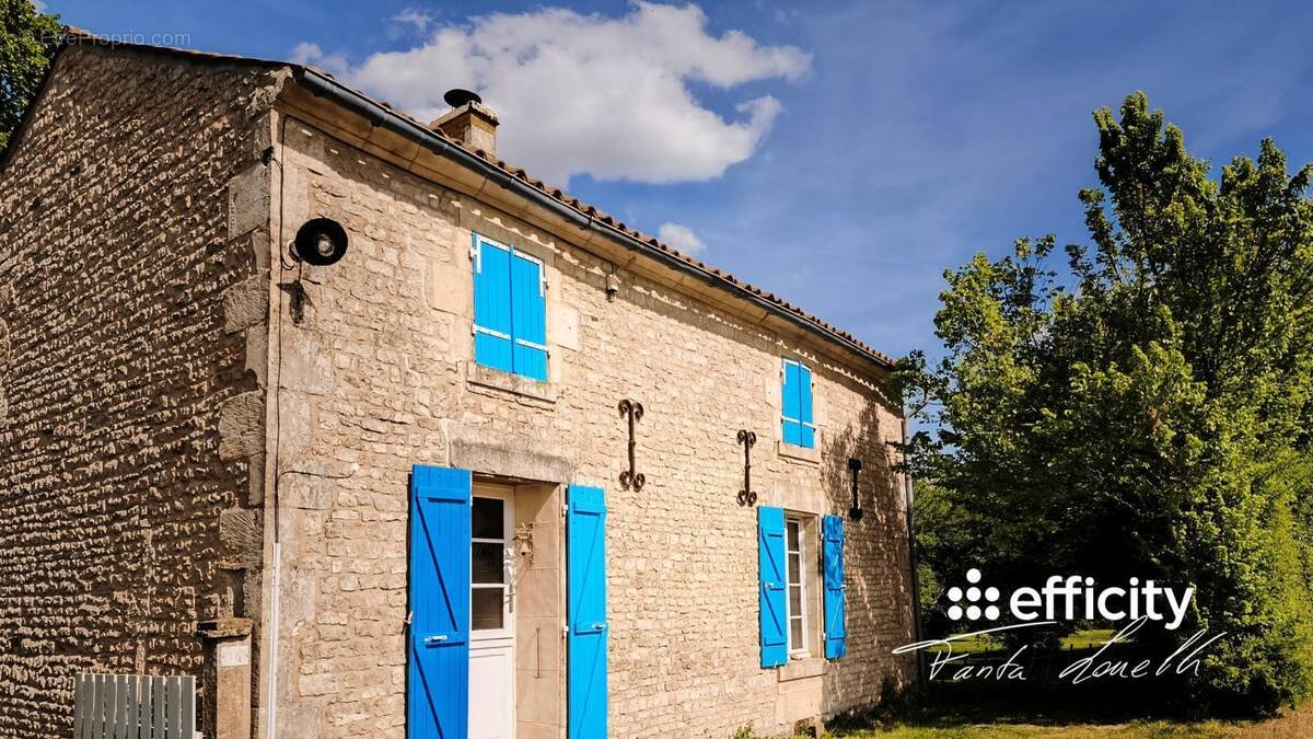 Maison à DOIX