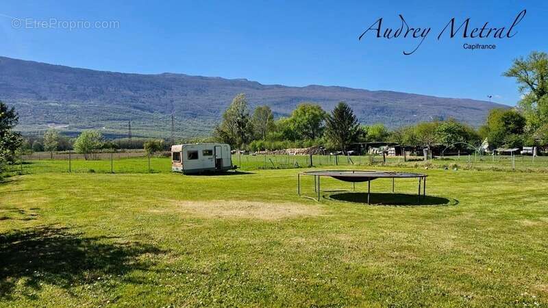 Maison à SERRIERES-EN-CHAUTAGNE