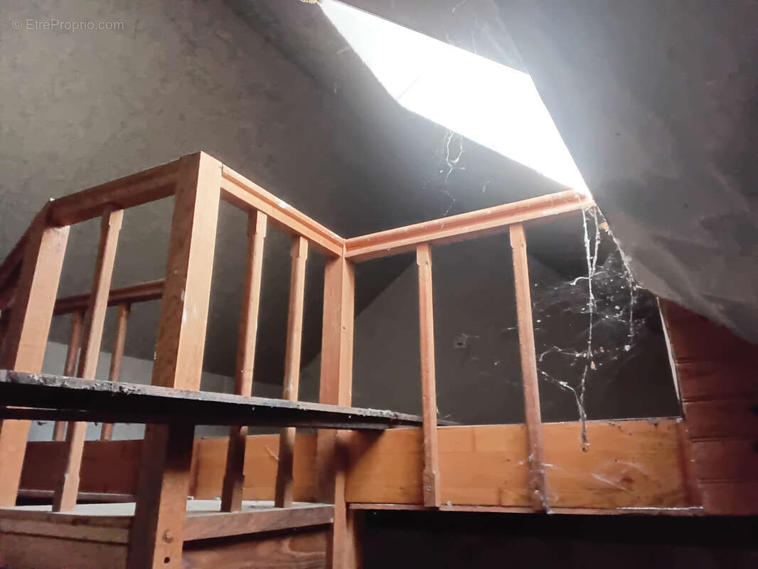 Maison à OUROUER-LES-BOURDELINS