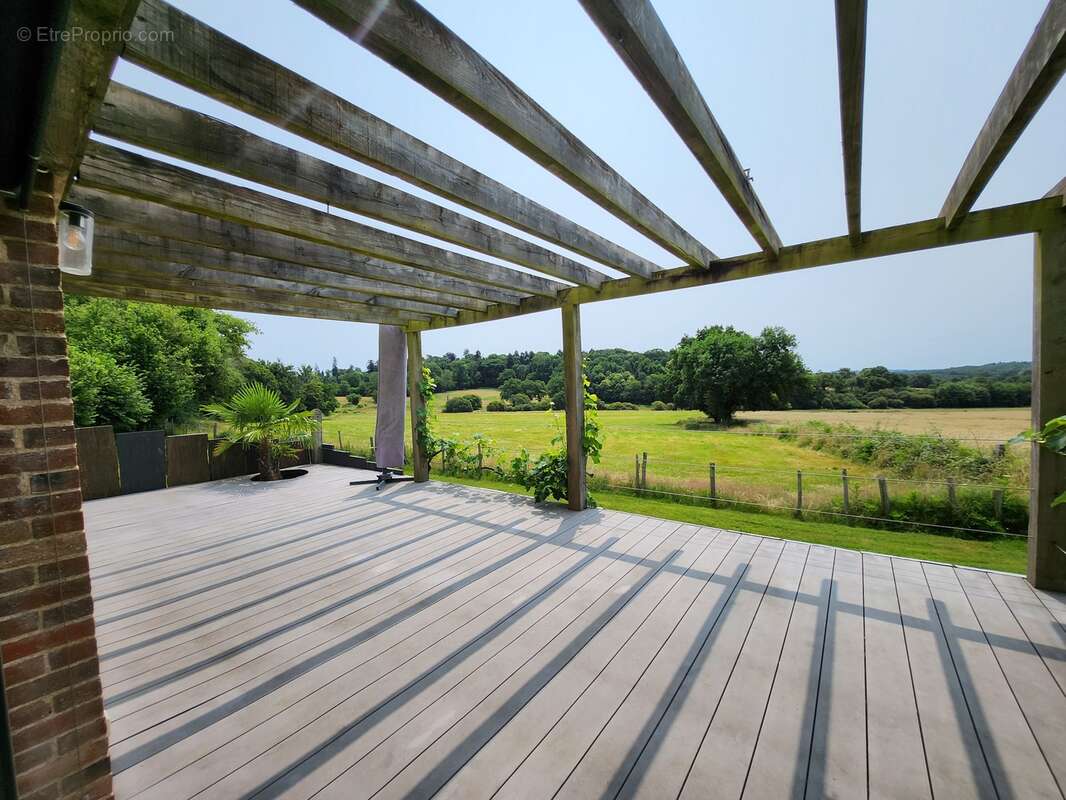 Maison à MAGNAC-BOURG